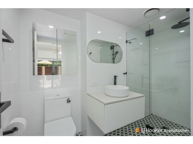 2/83 Brighton Street, Biggera Waters QLD 4216