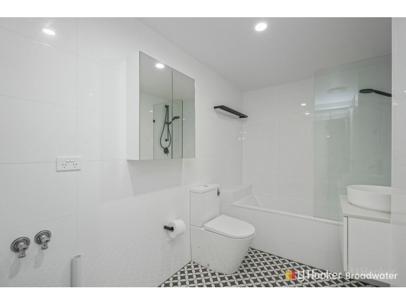 2/83 Brighton Street, Biggera Waters QLD 4216