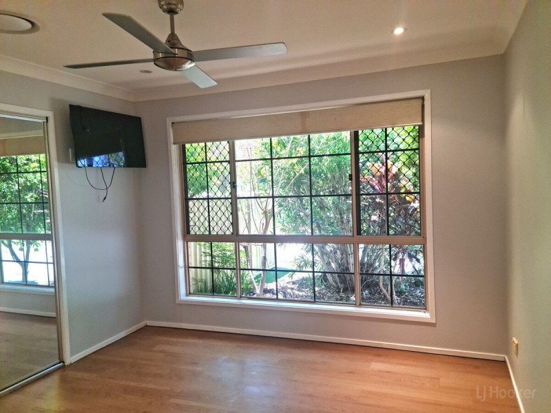 176/31 Usher Avenue, Labrador QLD 4215