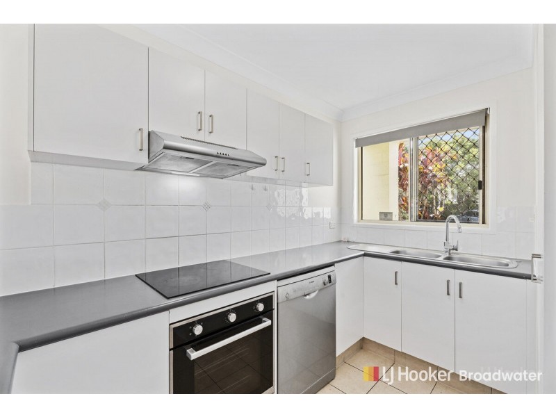 3/183 Goverment Road, Labrador QLD 4215