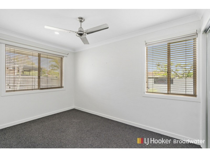 1/9 Stephanie Court, Labrador QLD 4215