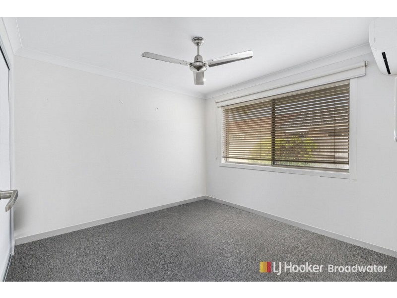 1/9 Stephanie Court, Labrador QLD 4215