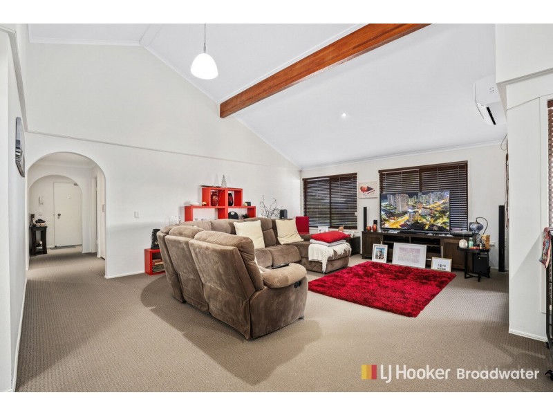 8/198 Marine Parade, Labrador QLD 4215