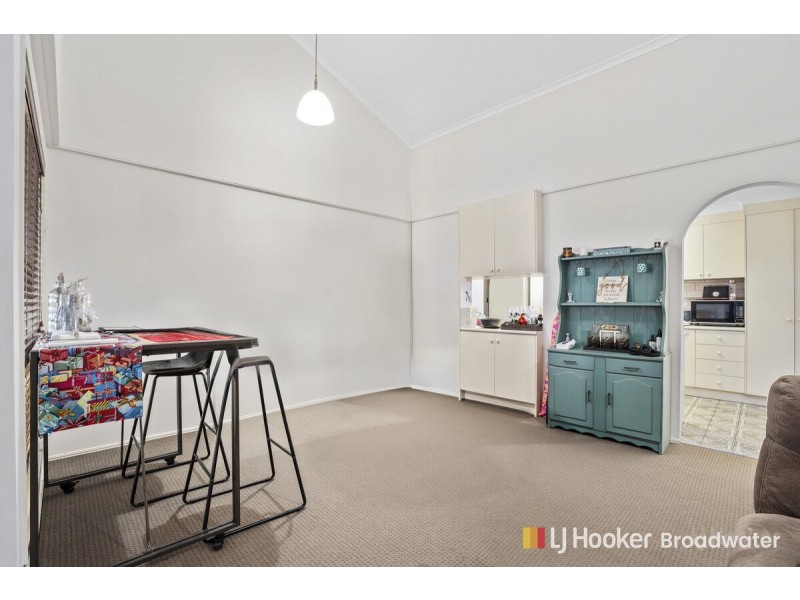 8/198 Marine Parade, Labrador QLD 4215