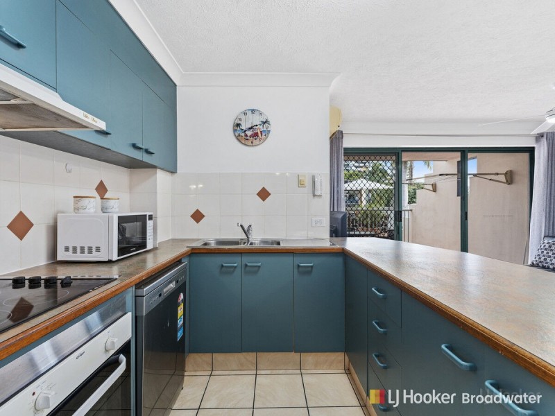5/7-9 Robert Street, Labrador QLD 4215