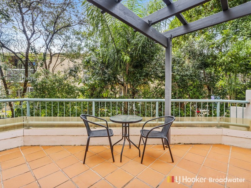 5/7-9 Robert Street, Labrador QLD 4215