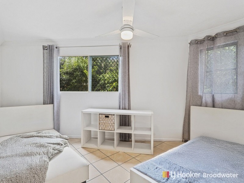 5/7-9 Robert Street, Labrador QLD 4215