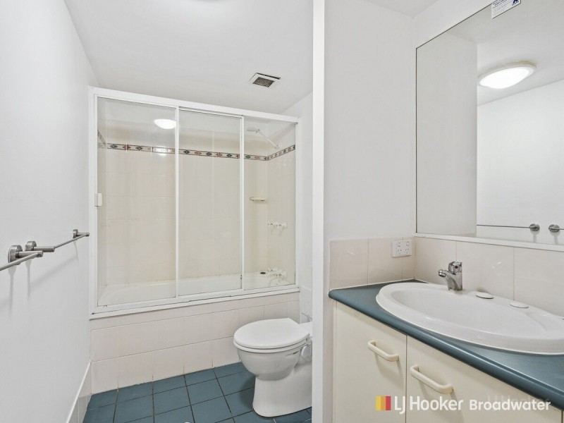 5/7-9 Robert Street, Labrador QLD 4215