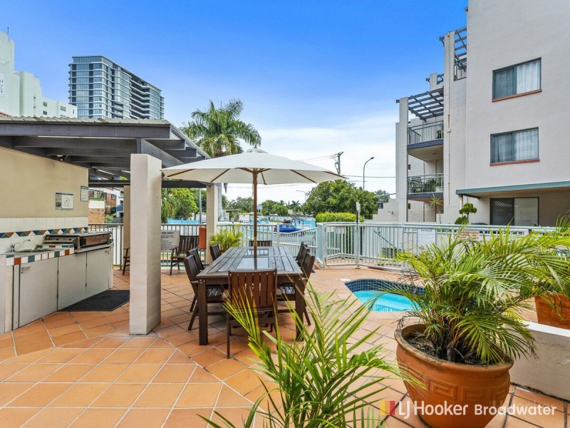 5/7-9 Robert Street, Labrador QLD 4215