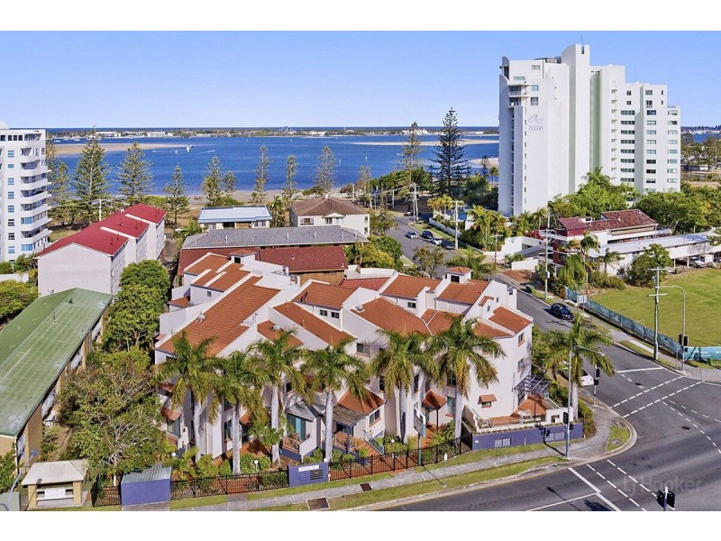 5/7-9 Robert Street, Labrador QLD 4215