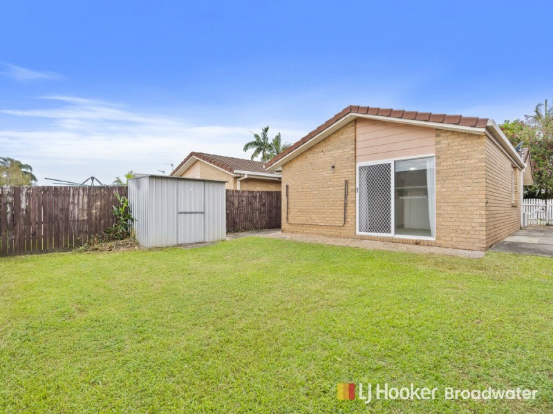 1/4 Freeman Street, Labrador QLD 4215