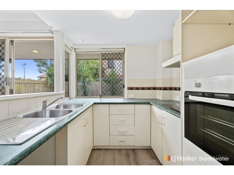 73/75 Brown Street, Labrador QLD 4215