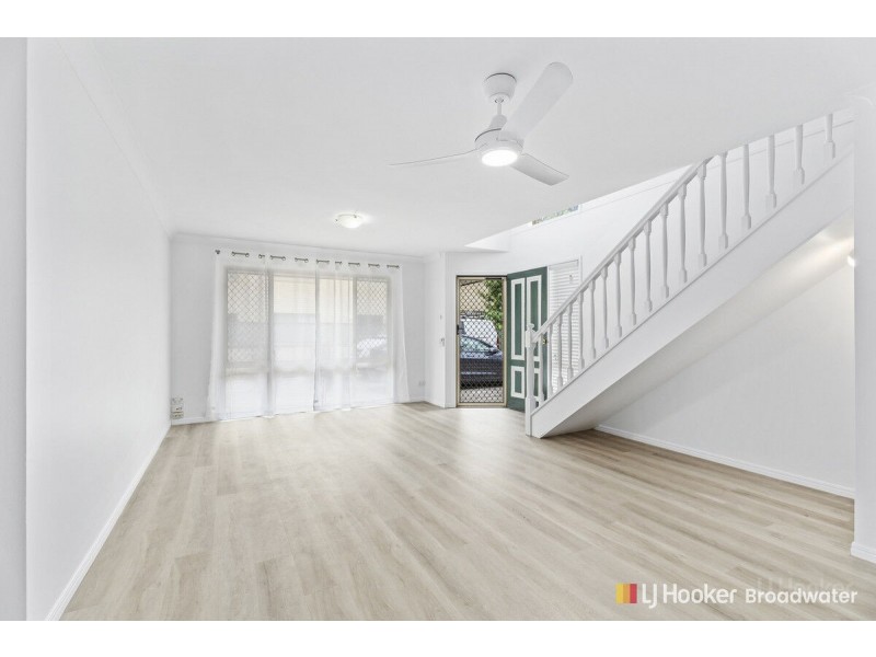 8/5 Ahern Street, Labrador QLD 4215