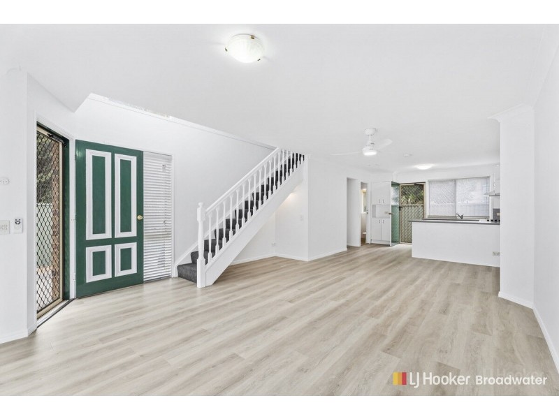 8/5 Ahern Street, Labrador QLD 4215