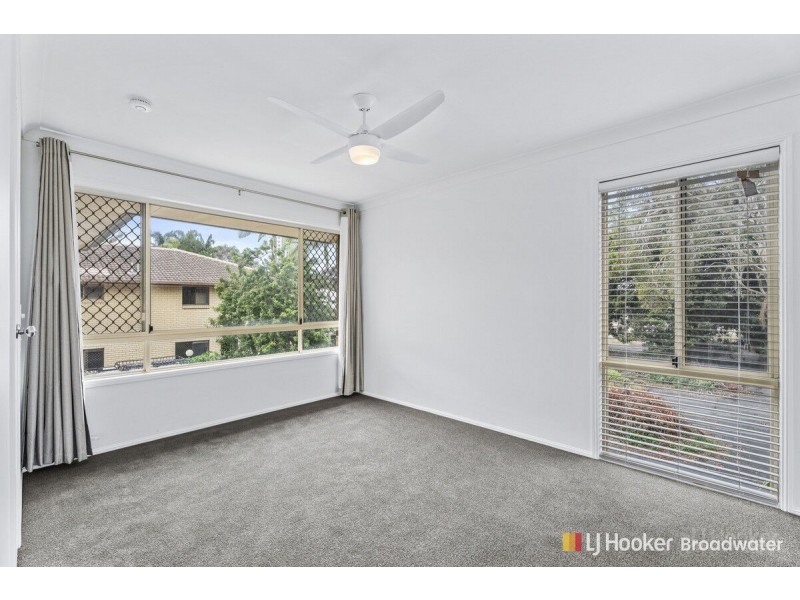 8/5 Ahern Street, Labrador QLD 4215