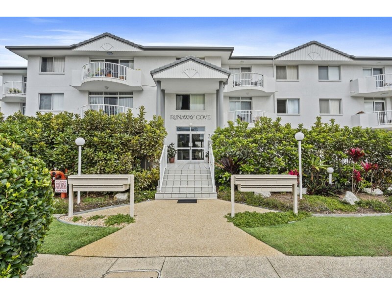18/26 Back Street, Biggera Waters QLD 4216