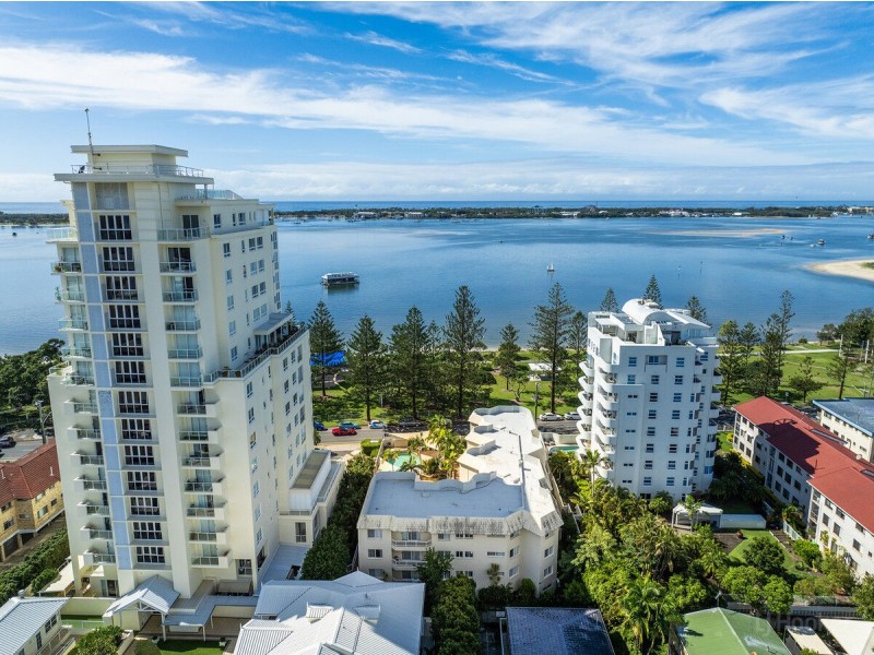 13/210 Marine Parade, Labrador QLD 4215