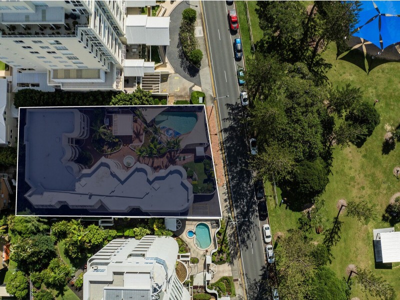 13/210 Marine Parade, Labrador QLD 4215