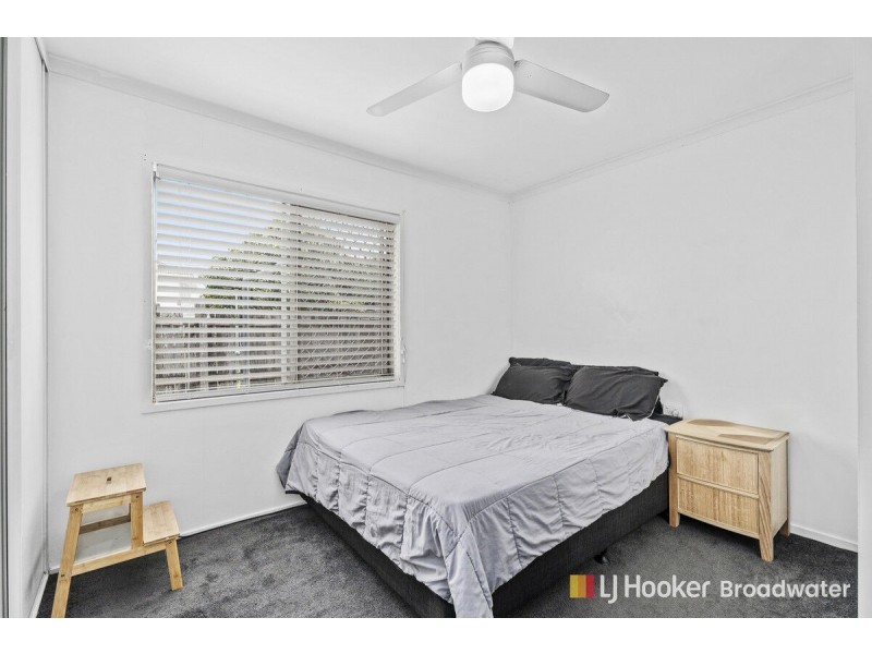 2/13 Central Street, Labrador QLD 4215