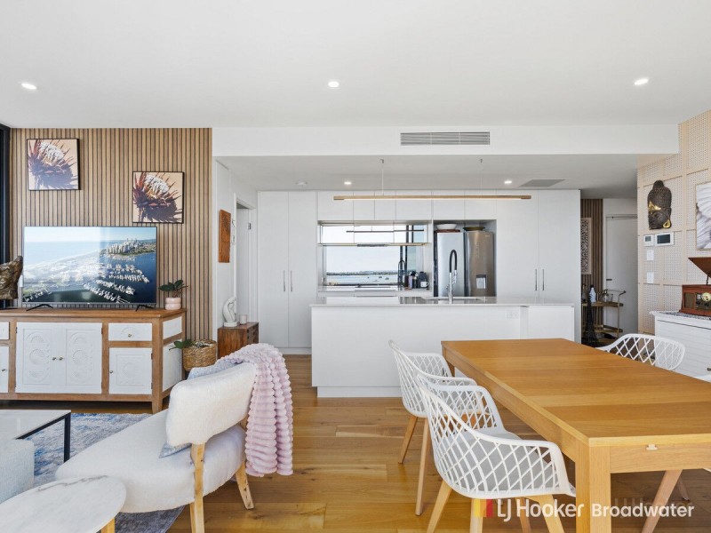 709/110 Frank Street, Labrador QLD 4215