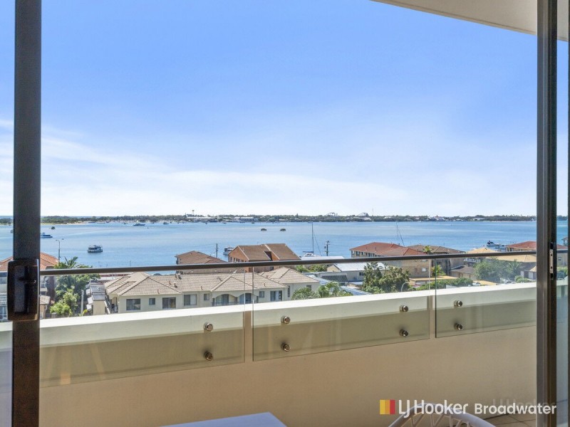 709/110 Frank Street, Labrador QLD 4215