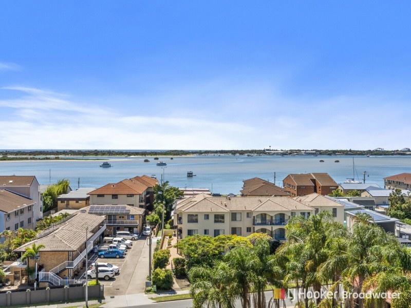 709/110 Frank Street, Labrador QLD 4215