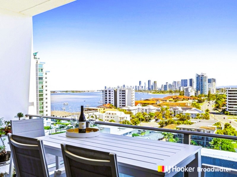 913/19 Imperial Parade, Labrador QLD 4215