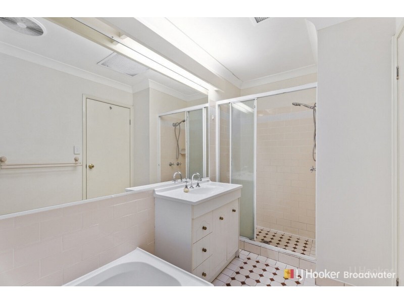 60/75 Brown Street, Labrador QLD 4215