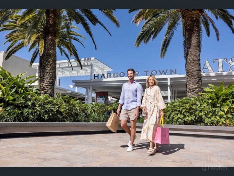 60/75 Brown Street, Labrador QLD 4215