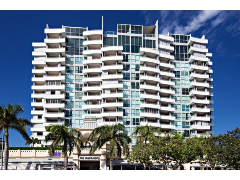 60/75 Brown Street, Labrador QLD 4215