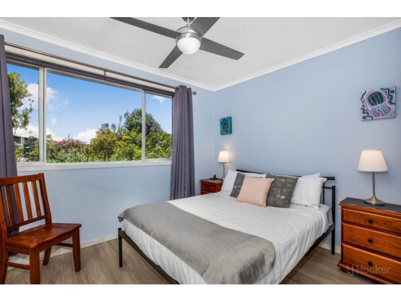 8/14 Central Street, Labrador QLD 4215