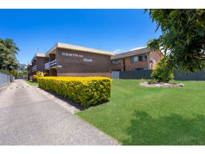 8/14 Central Street, Labrador QLD 4215