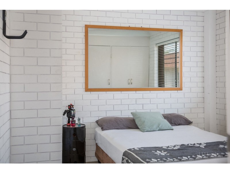 4/89 Queen Street, Southport QLD 4215