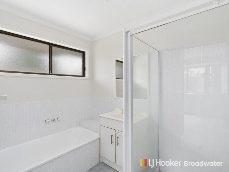 1/8 Academy Street, Oxenford QLD 4210