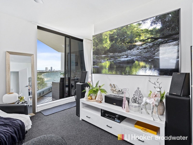 1401/41 Labrador Street, Labrador QLD 4215