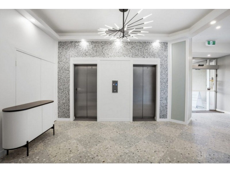 1401/41 Labrador Street, Labrador QLD 4215