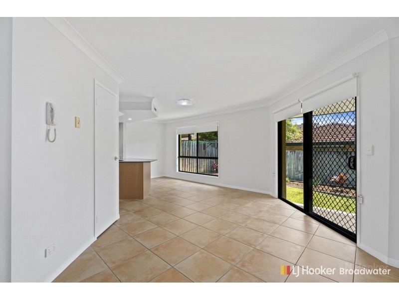 6/86 Imperial Parade, Labrador QLD 4215