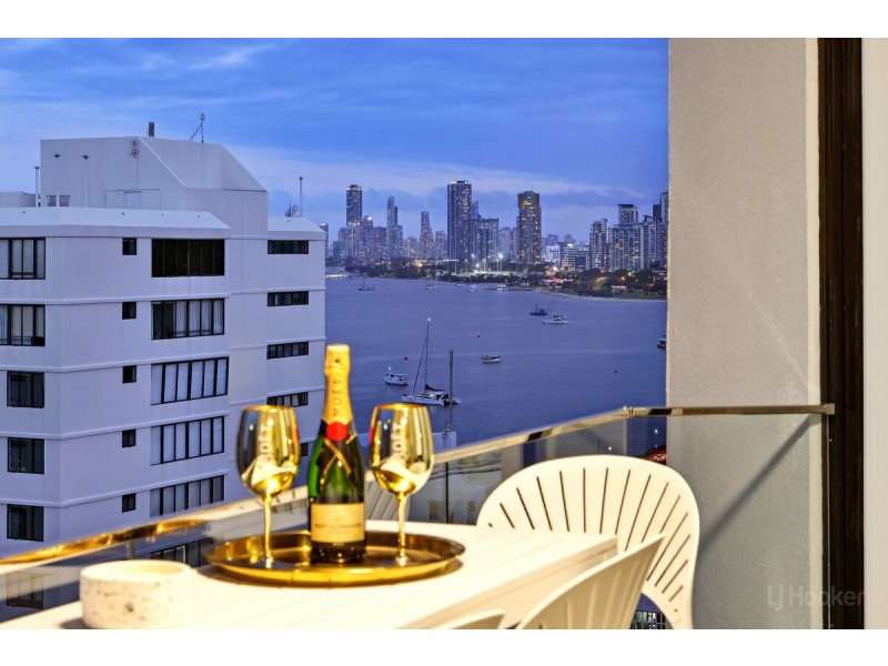 1403/41 Labrador Street, Labrador QLD 4215