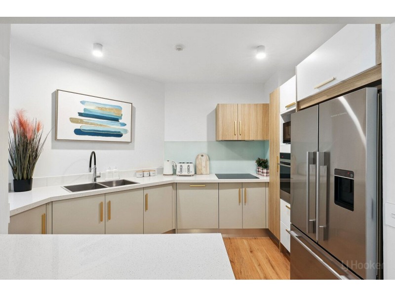 1403/41 Labrador Street, Labrador QLD 4215