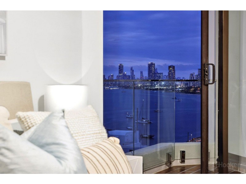 1403/41 Labrador Street, Labrador QLD 4215