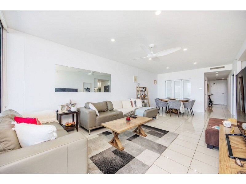1012/19 Imperial Parade, Labrador QLD 4215
