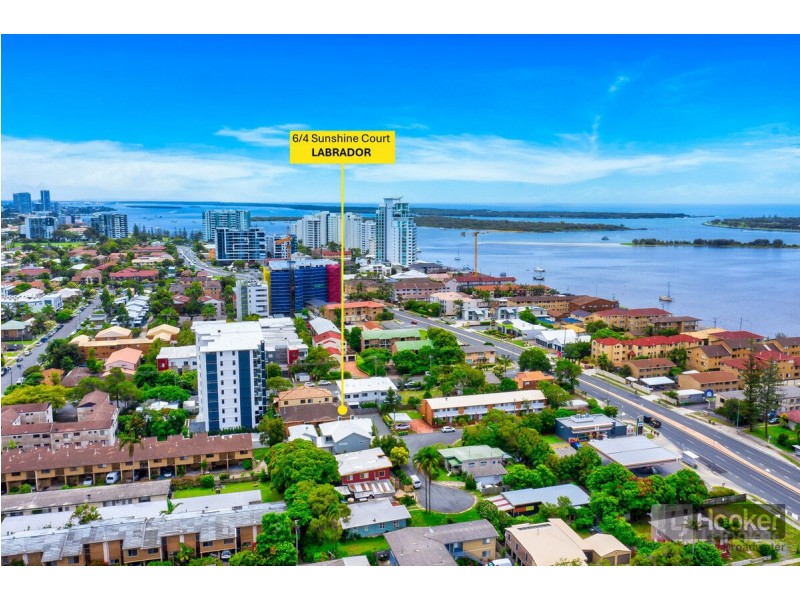 6/4 Sunshine Court, Labrador QLD 4215