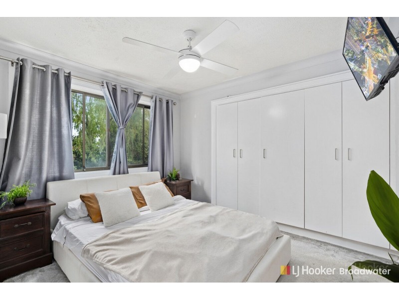 2/15 Burrows Street, Biggera Waters QLD 4216
