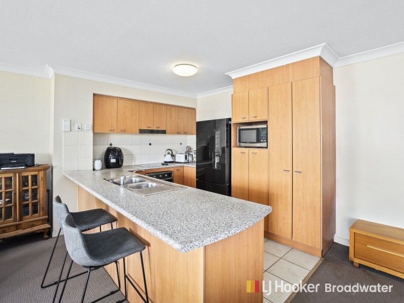 230/392 Marine Parade, Labrador QLD 4215
