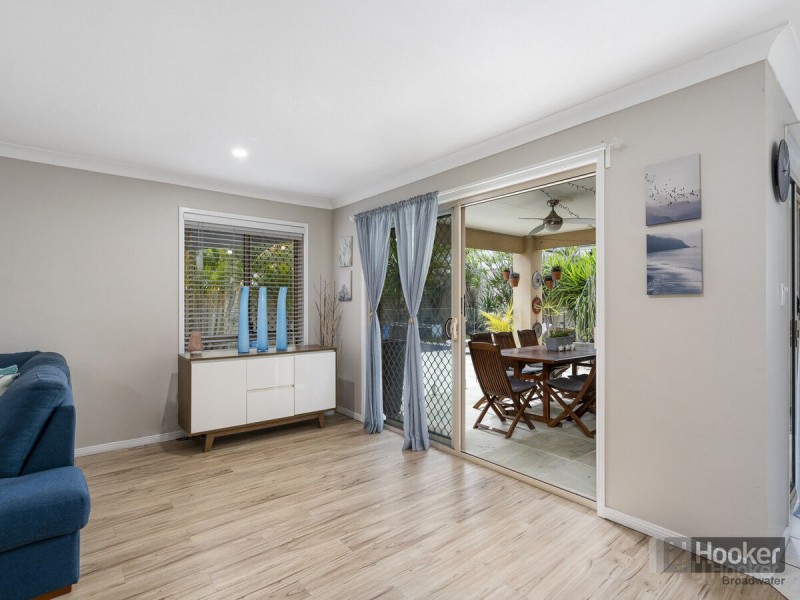 97 Christina Ryan Way, Arundel QLD 4214