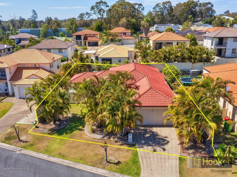 97 Christina Ryan Way, Arundel QLD 4214