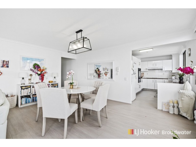 32/316-318 Marine Parade, Labrador QLD 4215