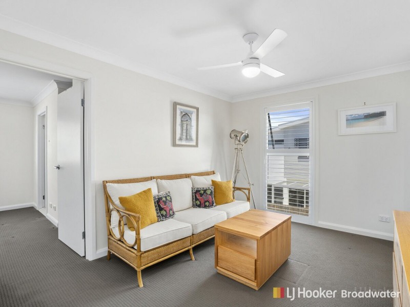 8/138 Central Street, Labrador QLD 4215