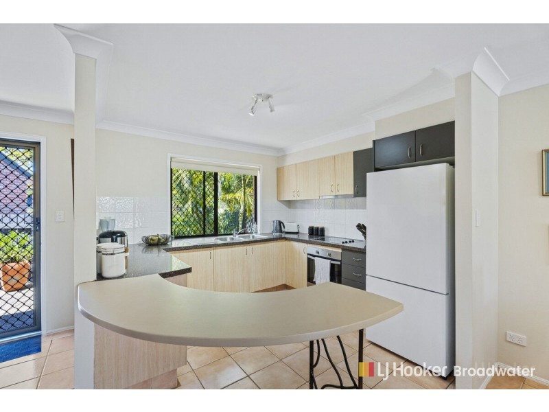 4/145 Government Road, Labrador QLD 4215