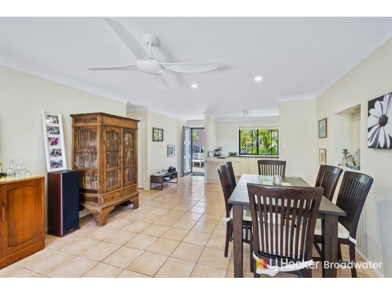 4/145 Government Road, Labrador QLD 4215